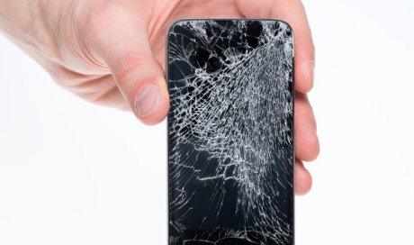 Remplacement écran d'Iphone cassé à Roanne.
