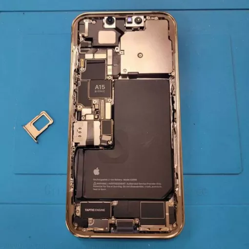 Prix réparation iPhone à Roanne, Roanne, PHONE REVIVE